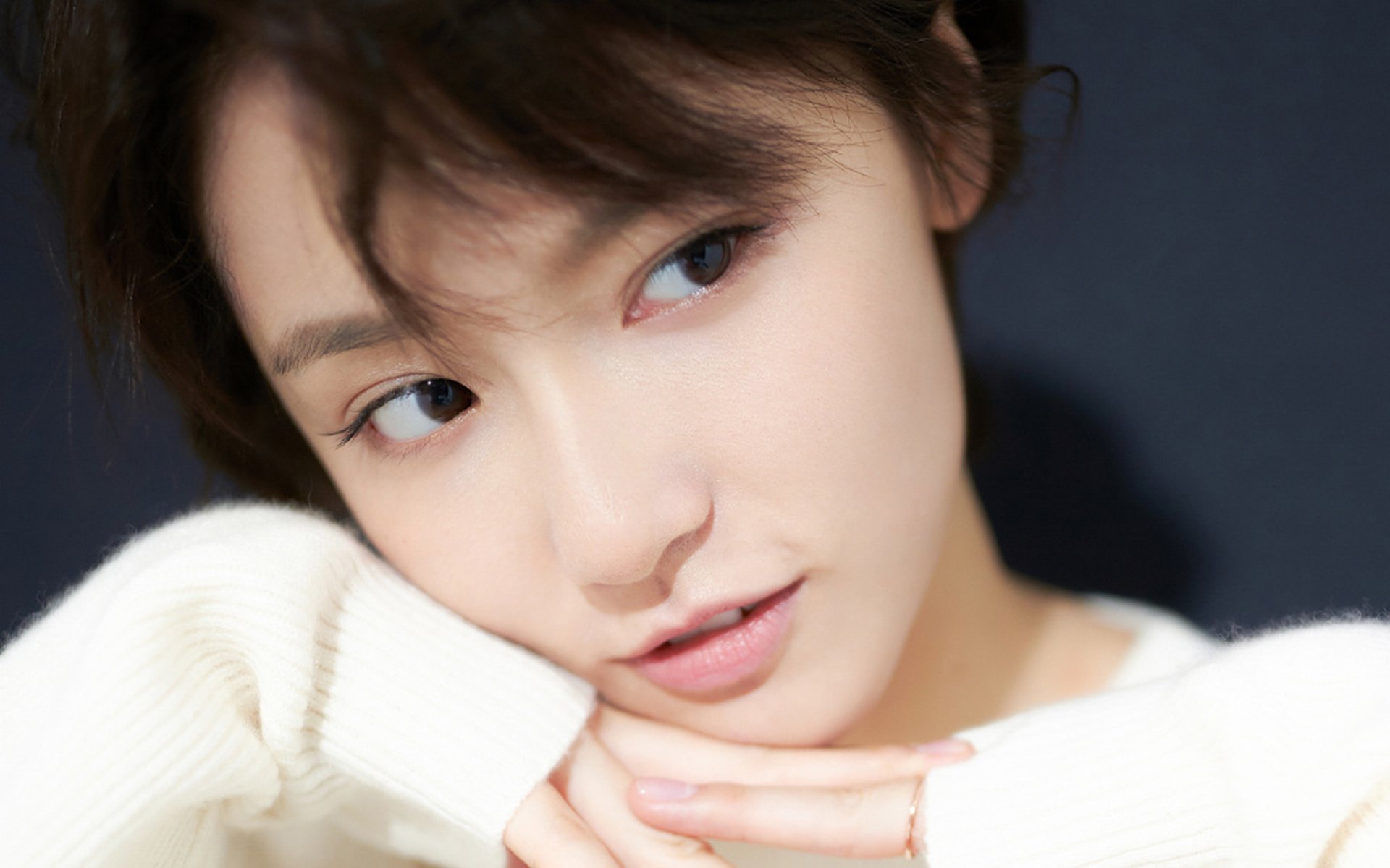 中国女篮加强对抗练习提升身体素质，中国女篮真棒